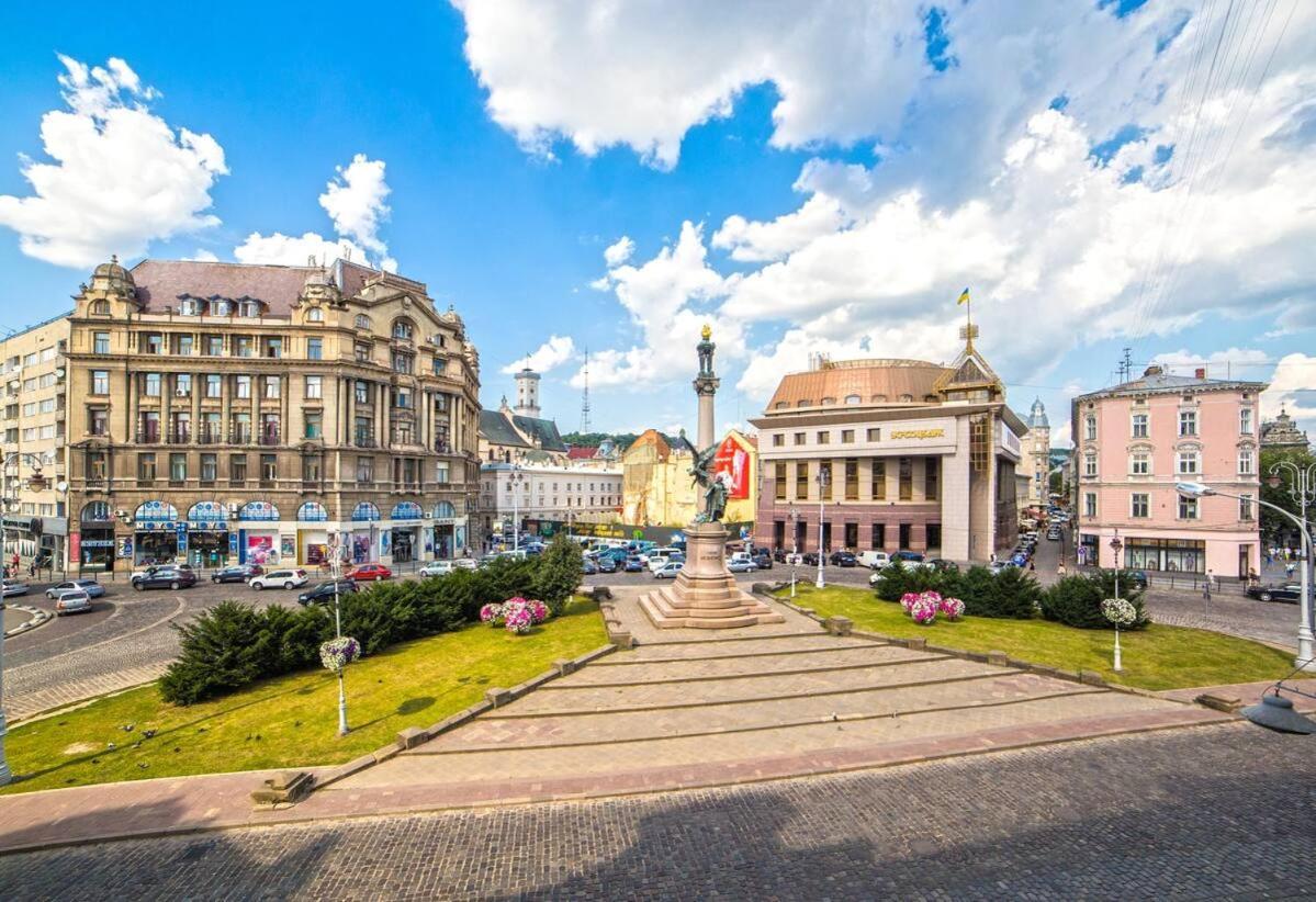 Апартаменти З Балконом На Центр Львова Exterior foto